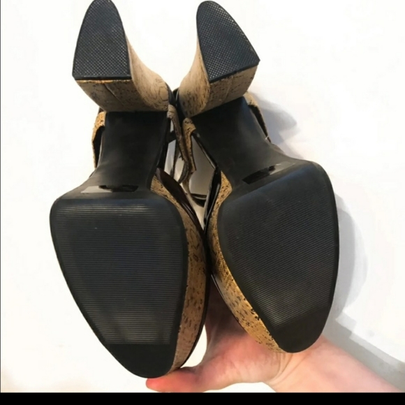 Maroon Snakeskin Platform Chunky Heels - Picture 2 of 5